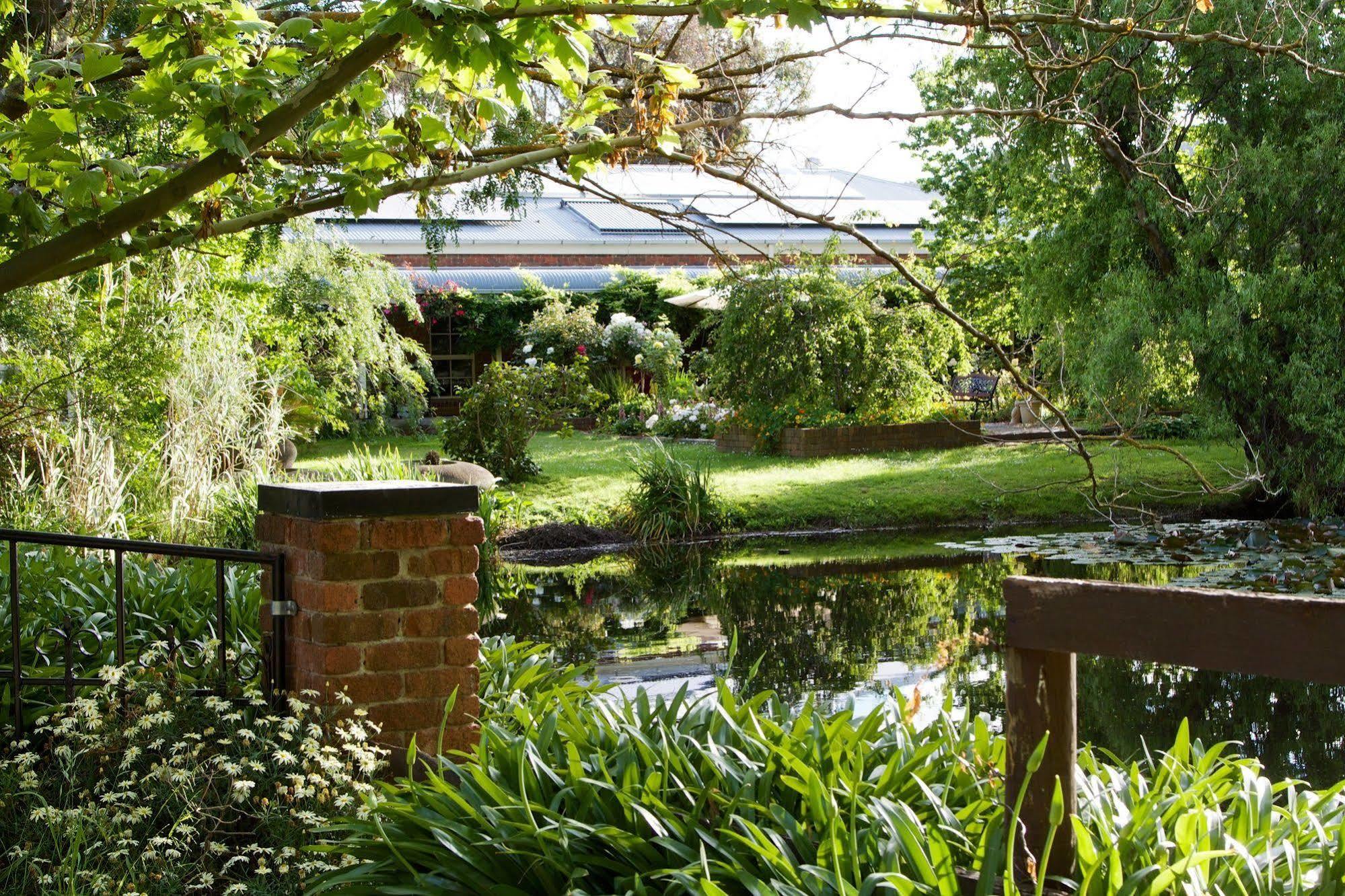 Holly Lane Mews Motel Yarra Glen Eksteriør bilde